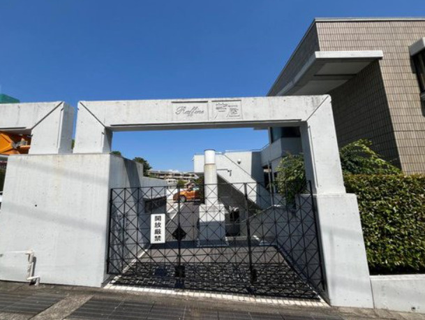 ラフィーヌ芦屋の外観