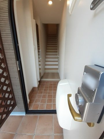 ラ・フェリーチェの玄関|シューズボックス付きの玄関です☆