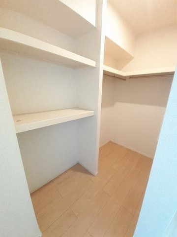 ラ・フェリーチェの収納|ウォークインクローゼットなので収納豊富です★