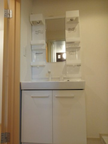 久留米市田主丸町森部のアパートの洗面所