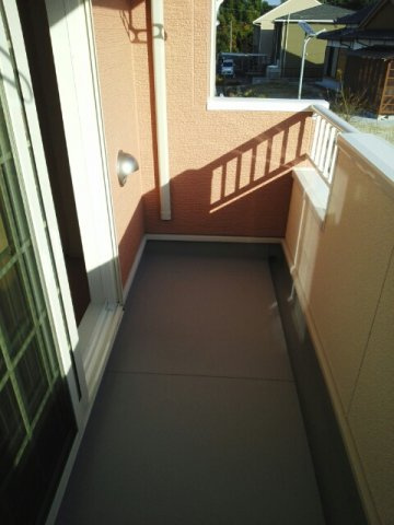 久留米市田主丸町森部のアパートのバルコニー