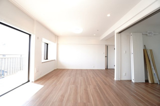 【居間・リビング】 | 【上質リノベ】井口台パークヒルズ壱番館