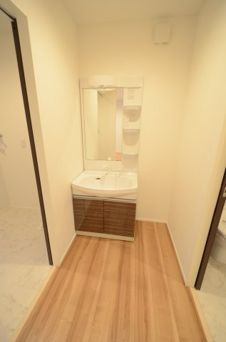 CASITA芳川の洗面所