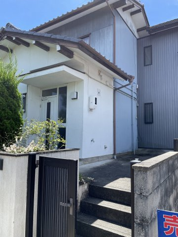 中古住宅　大洞柏台3丁目の外観