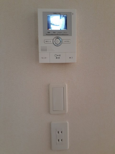ヒッコリー　リッジ弐番館のセキュリティ|TVモニター付きで安心です☆