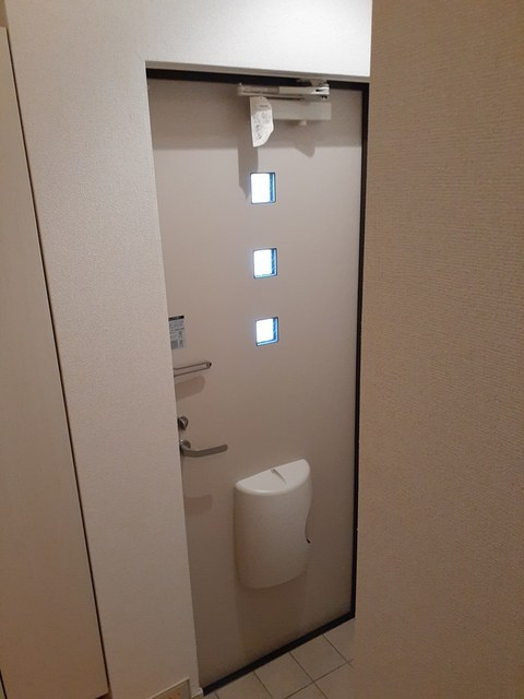 アーバンリーム壱番館の玄関|シューズボックス付きの玄関です★