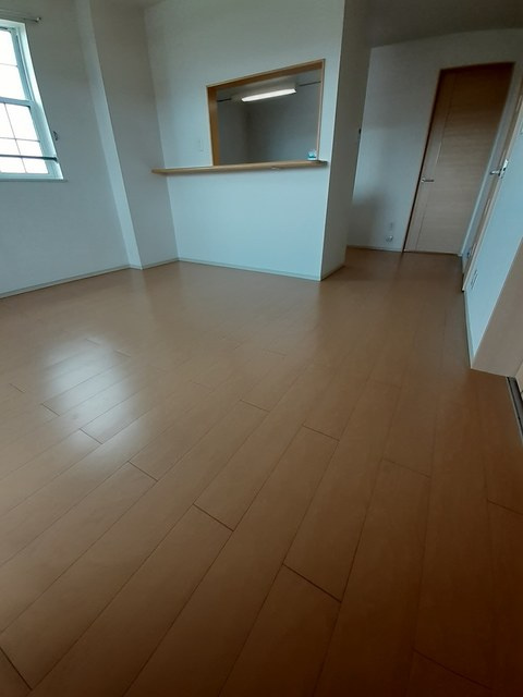 グレイスフルヒロ弐番館の居間・リビング|広いリビング★