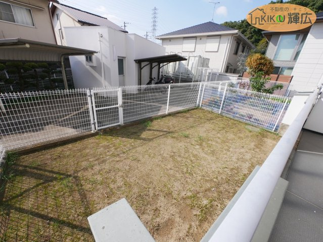 【庭】 | エメラルドマンション西今宿　1階