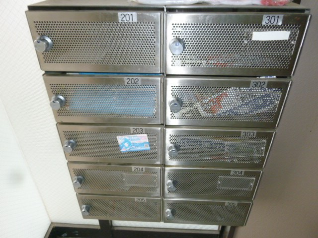 アークウェストのエントランス