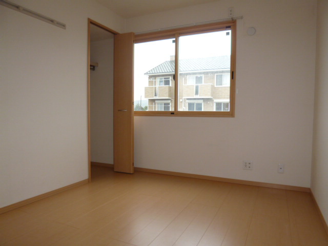 倉敷市福田町古新田のアパートの洋室|洋室