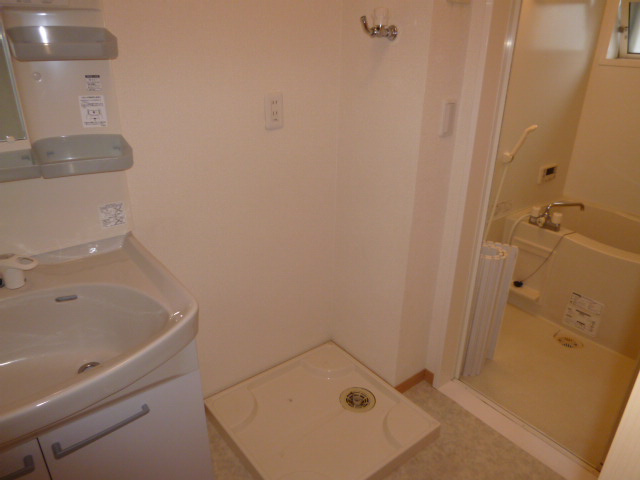 倉敷市福田町古新田のアパートのその他|洗濯機置き場