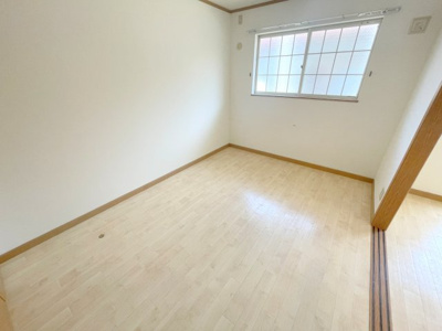 【寝室】 | メゾンラフィーネ