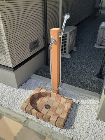 マカニ　レア　Ｃのエントランス|清潔なエントランス♪