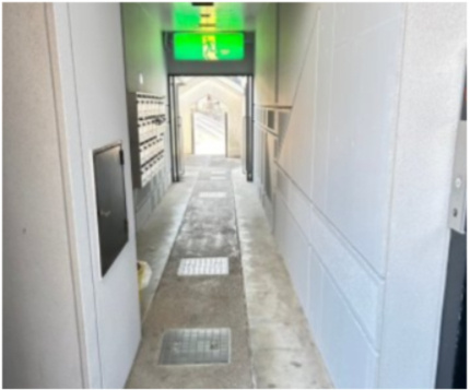 イーストガーデン　ポプラ館のエントランス