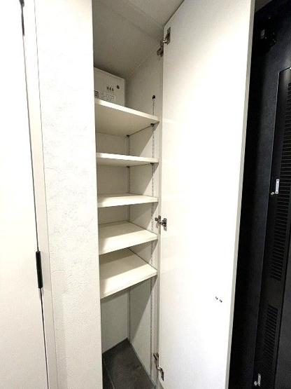 【玄関】 | quador高宮3丁目 | 別号室の写真になります。現況優先。