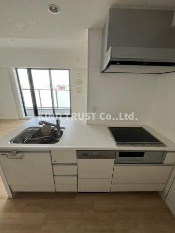 ロジュマンタワー梅田のキッチン