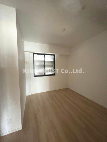 ロジュマンタワー梅田の居間・リビング