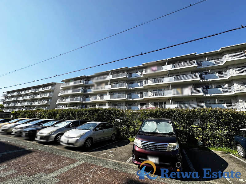 サニータウン茅ヶ崎　2号棟の駐車場