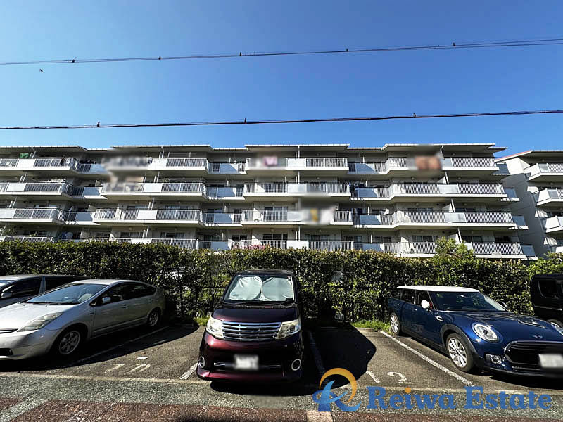 サニータウン茅ヶ崎　2号棟の駐車場