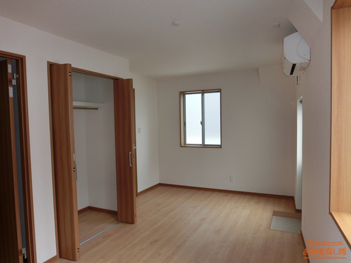 ロワール東町の内装|同タイプの別部屋です。