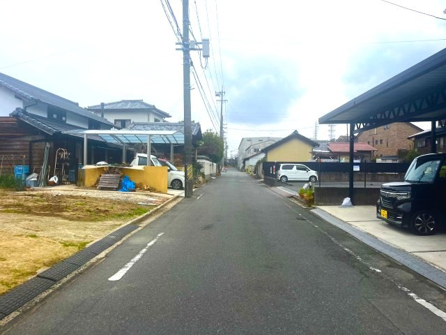 常滑市奥条6丁目の前面道路含む現地写真
