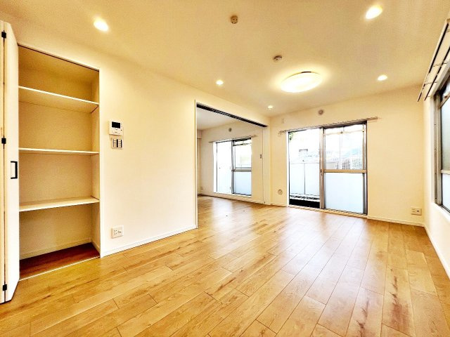 ブルーライン「片倉町」横浜ハイタウン2号棟の画像