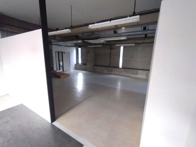 欠町　コメルスⅢの内装