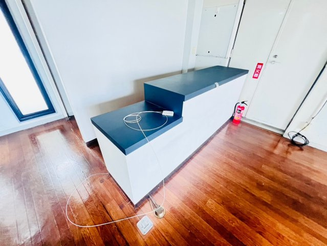 欠町　コメルスⅢの内装