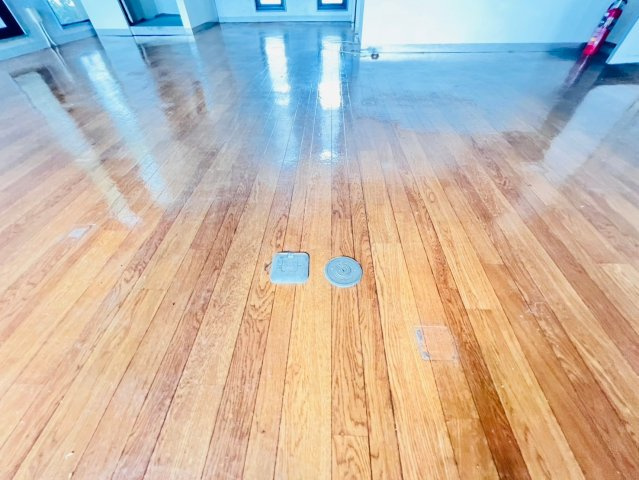 欠町　コメルスⅢの内装