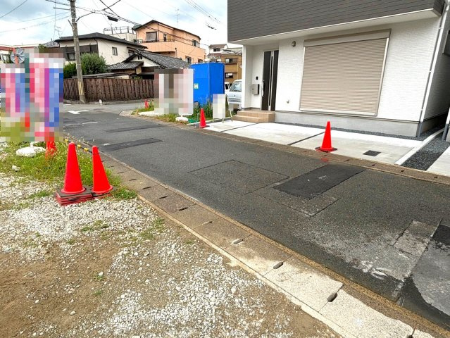 京阪本線『淀』駅まで徒歩８分♪お財布にも優しいオール電化４ＬＤＫ住宅◎伏見区淀下津町１期の前面道路含む現地写真|前道道路(２０２４年７月撮影)