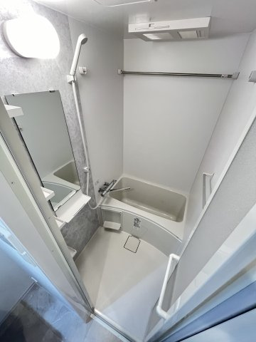 【浴室】アルティザ江坂 