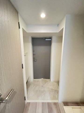 【玄関】アルティザ江坂