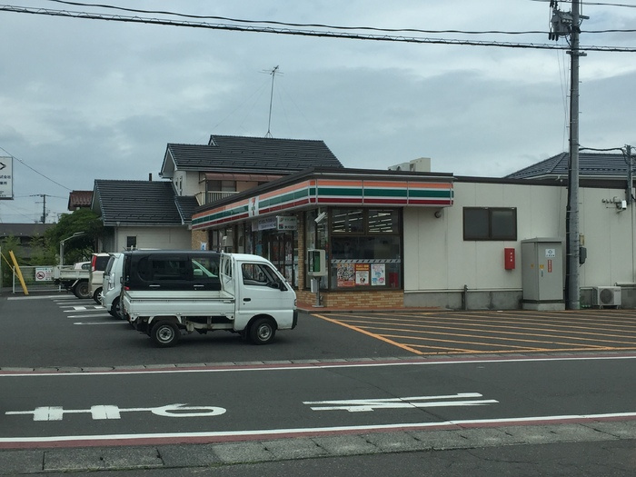 ジョイカーサ Ａ|コンビニ