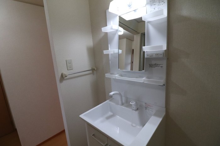 シンパティーア Ｂの独立洗面台|洗面化粧台