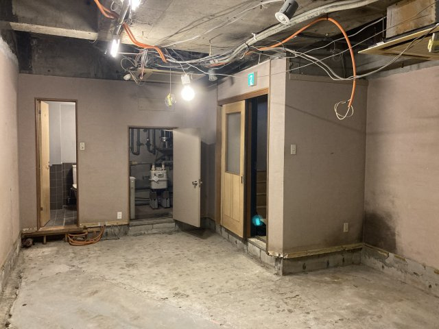 【内装】 | 新富町 徒歩5分 サンコービル 地下1階 9.38坪 蕎麦日本酒バー居抜き