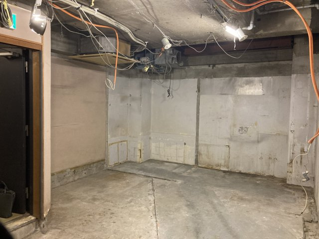 【内装】 | 新富町 徒歩5分 サンコービル 地下1階 9.38坪 蕎麦日本酒バー居抜き