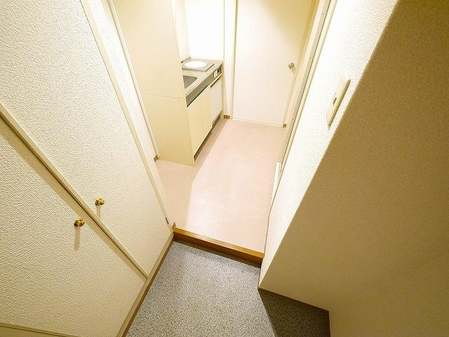 ヴィエンシャトレー小池の玄関