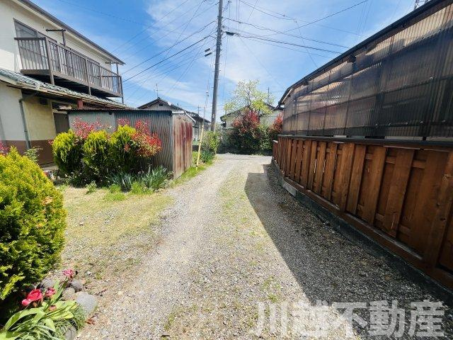 生活利便施設が徒歩圏内の中古戸建のその他|公道に接している共有所有地、公衆用道路として利用しています