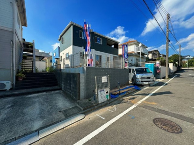 【前面道路含む現地写真】 | ◇◆横浜市緑区北八朔町　新築一戸建て◆◇ | ◆前面道路も幅員があり車の運転も安心！前面道路は閑静な住宅地。車通りの少ない道路です。お子様にも安心です。