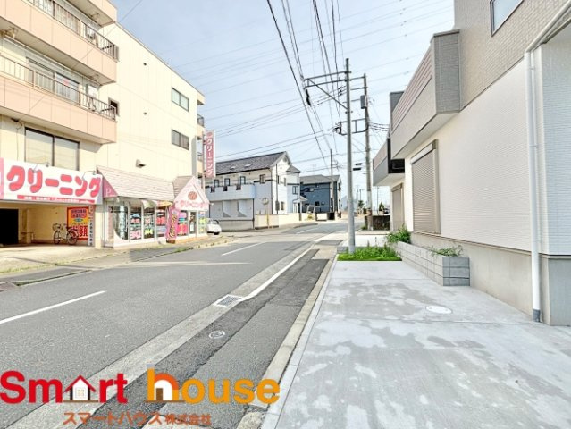 町田市小山町　新築全4棟の前面道路含む現地写真