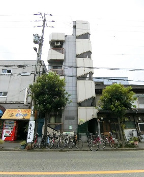 ファースト田島の外観
