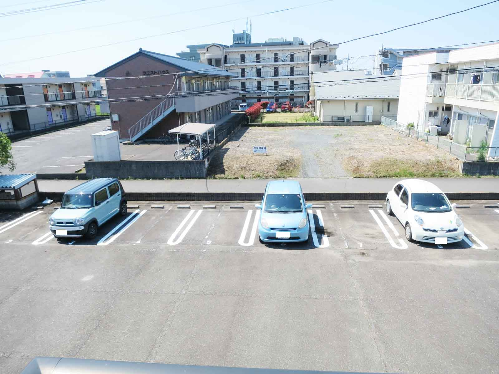 WINGの駐車場|１台付きです