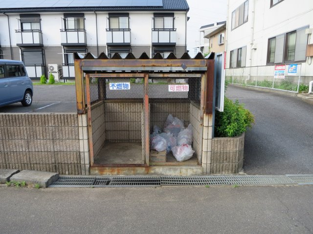 WINGのその他共用部分|ゴミ置き場あり