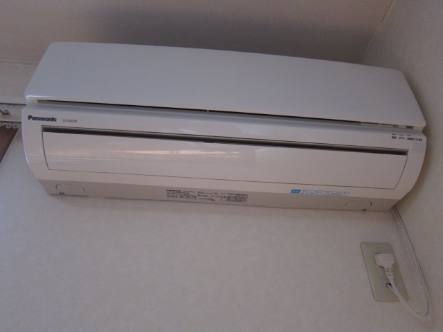 WINGの内装|エアコン付き