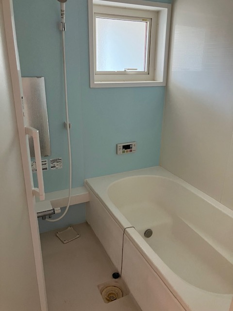 ドルチェビータⅡの浴室|1坪の広々としたお風呂です。足を伸ばして入浴可能