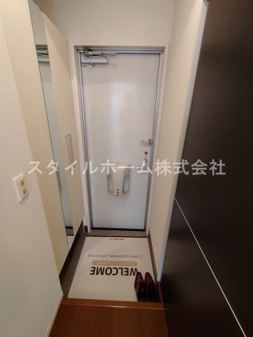 【玄関】 | ブランコート　ウィル | 別部屋写真です。