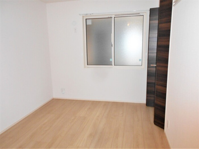 【居間・リビング】 | ファヴォーレA | 洋室は6.0帖の2部屋あります。