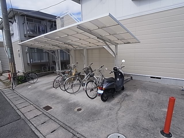 神戸市須磨区多井畑東町のアパートのその他共用部分|駐輪場