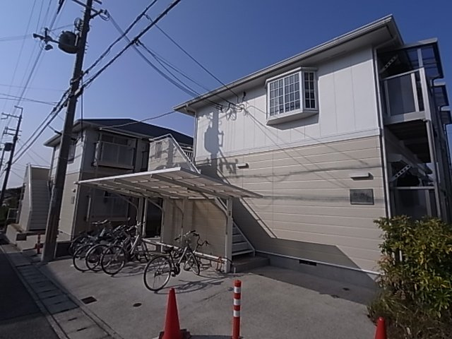 神戸市須磨区多井畑東町のアパート