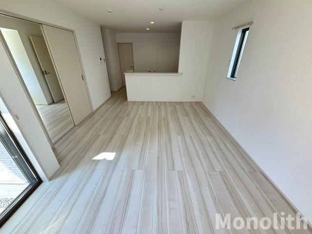 リナージュ岸和田市額原町の居間・リビング